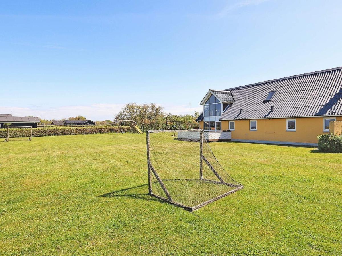 10 Person Holiday Home In Vinderup Exterior photo