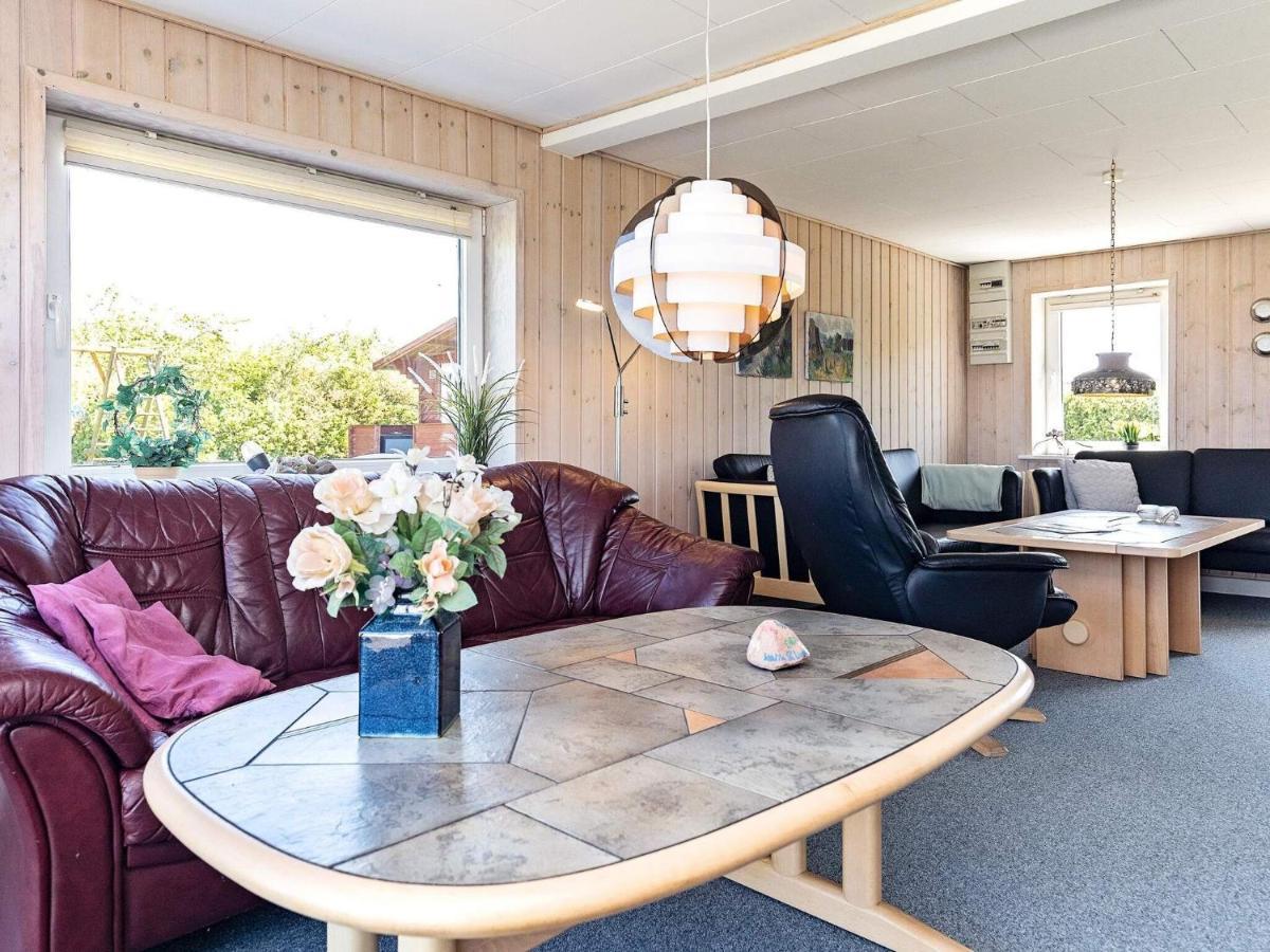 10 Person Holiday Home In Vinderup Exterior photo