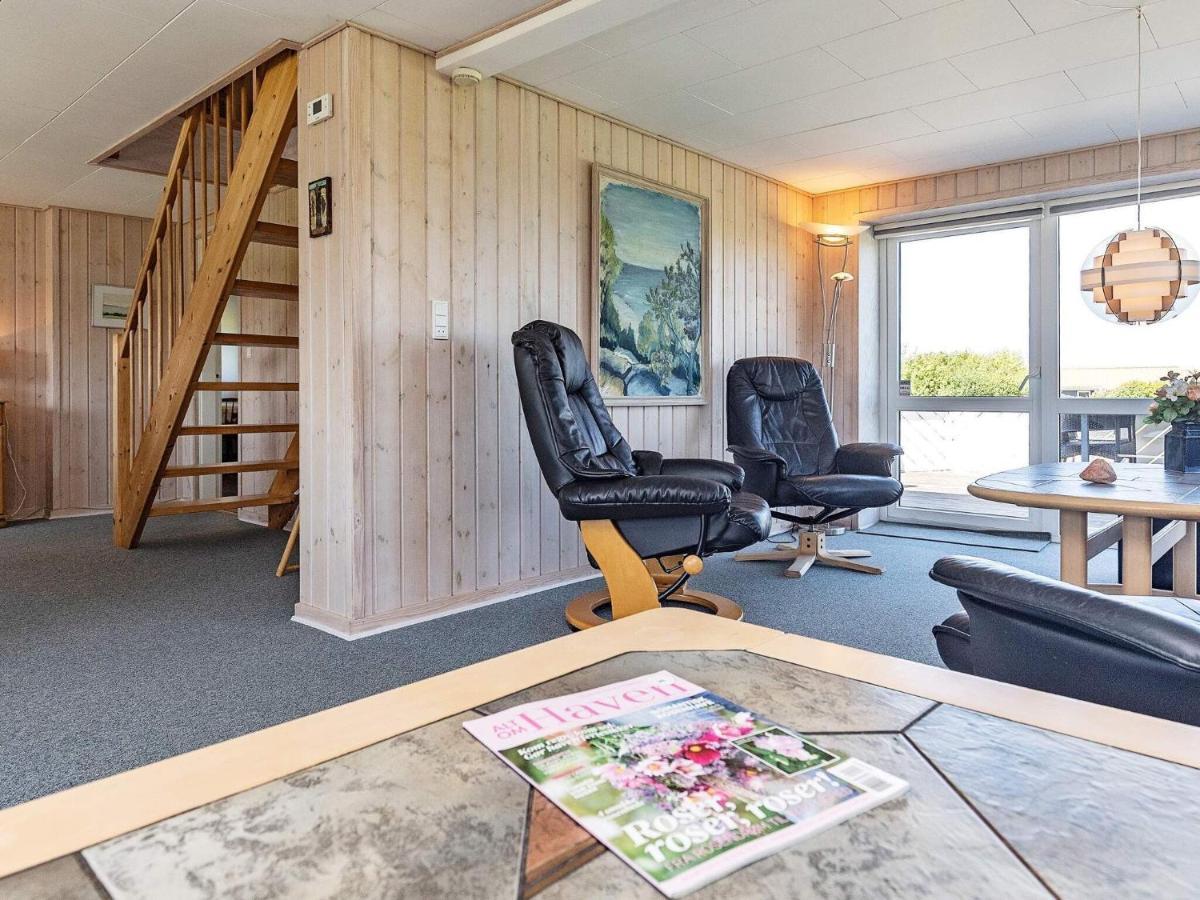 10 Person Holiday Home In Vinderup Exterior photo