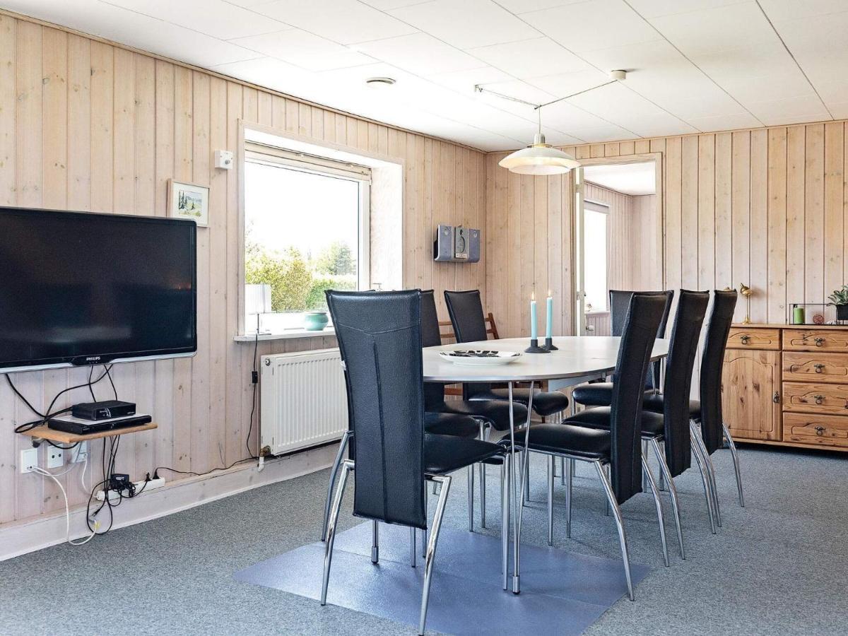 10 Person Holiday Home In Vinderup Exterior photo