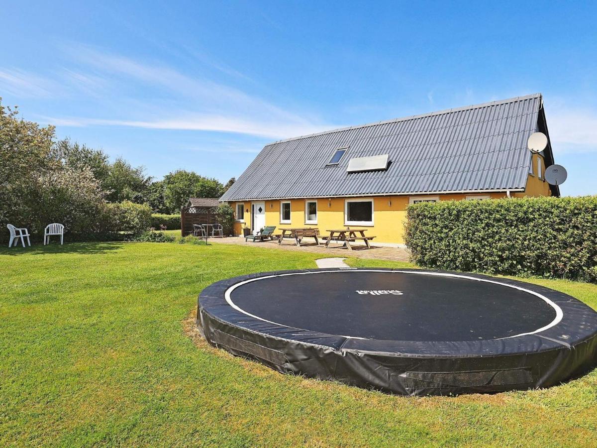 10 Person Holiday Home In Vinderup Exterior photo