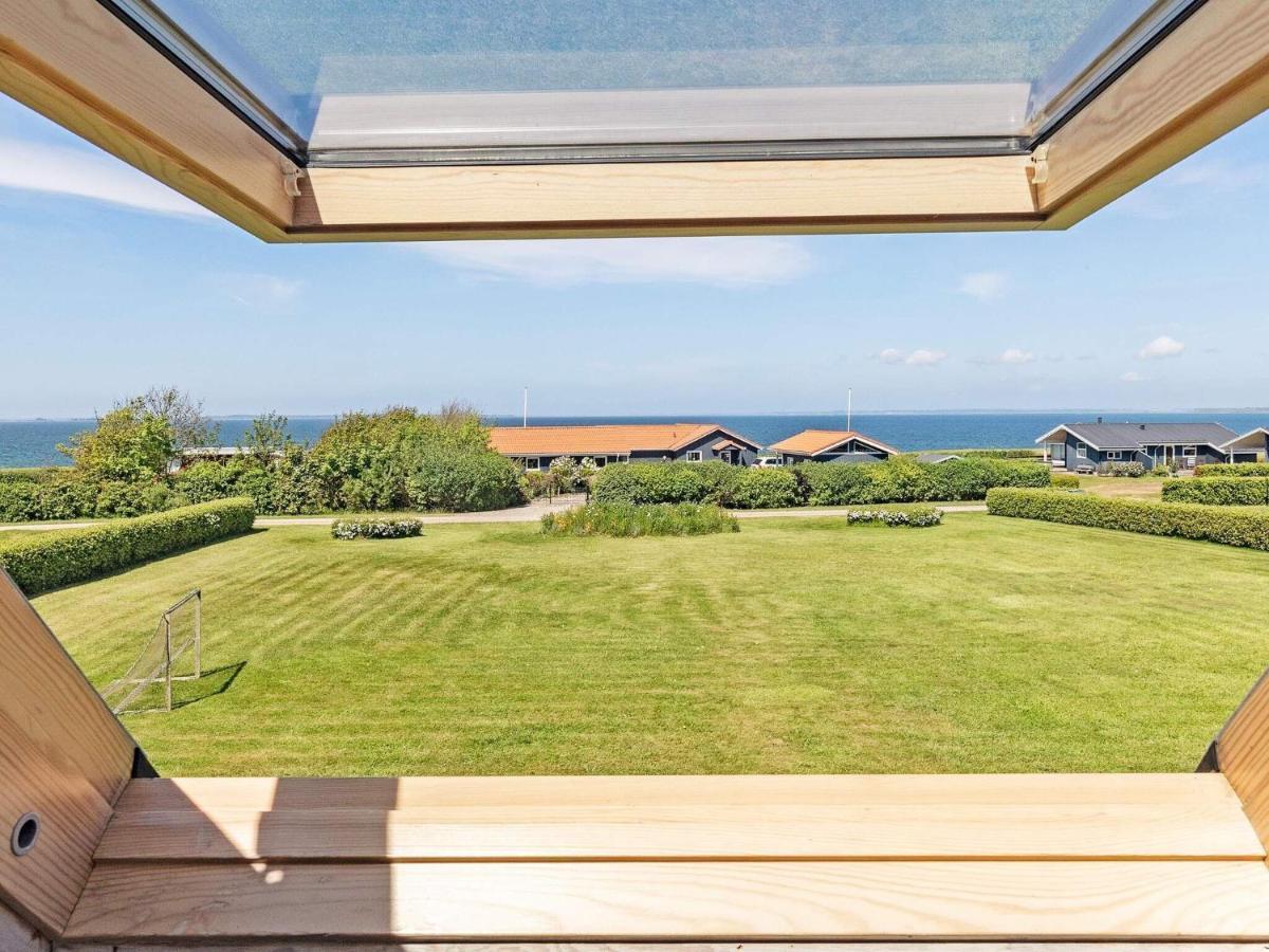 10 Person Holiday Home In Vinderup Exterior photo